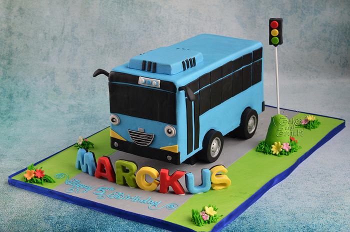 Wheels On The Bus Theme Cake - CakeCentral.com