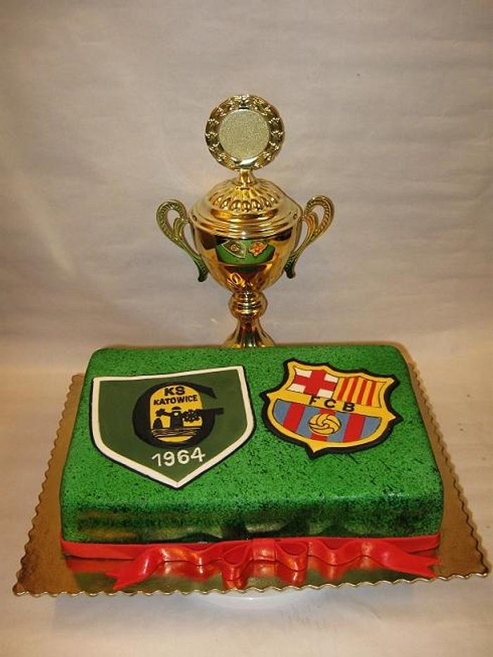 Cake for the football fan.