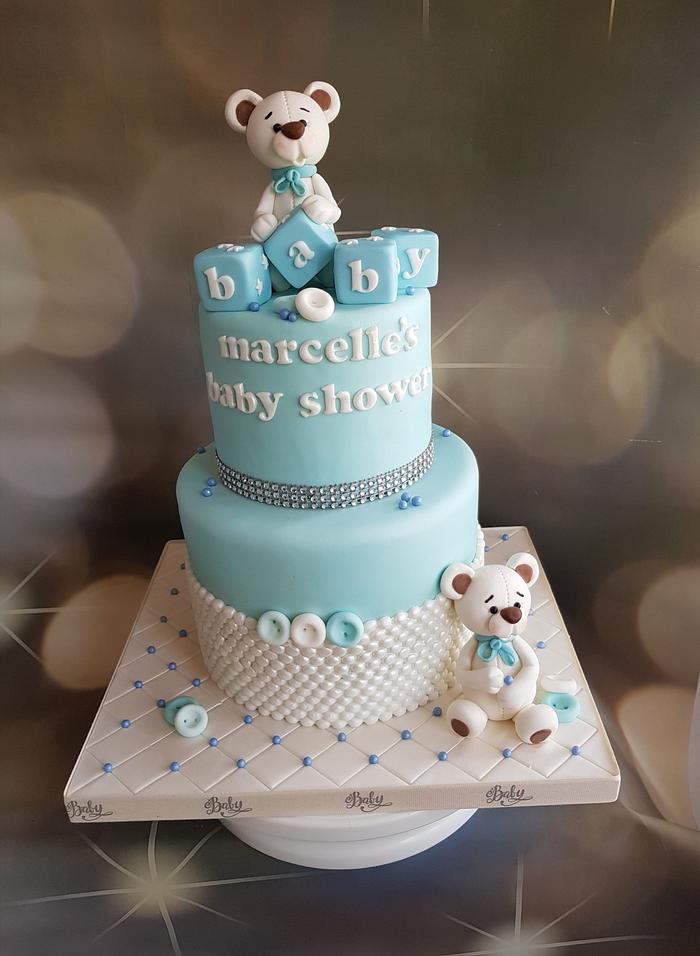 Baby shower cake 