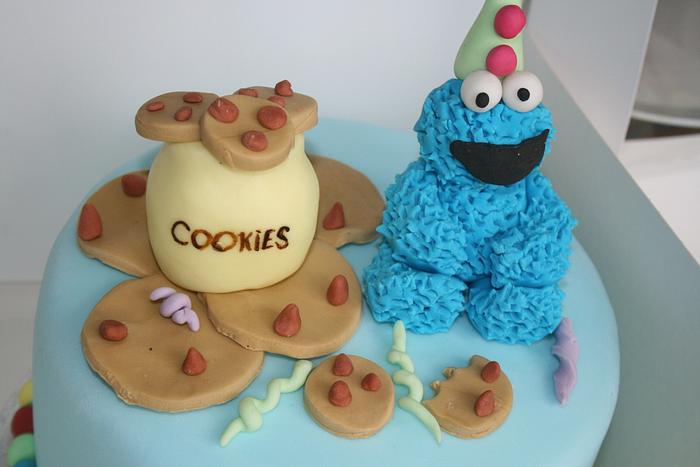 Cookie monster Cake 