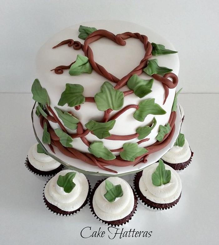 Woodsy Wedding Cake