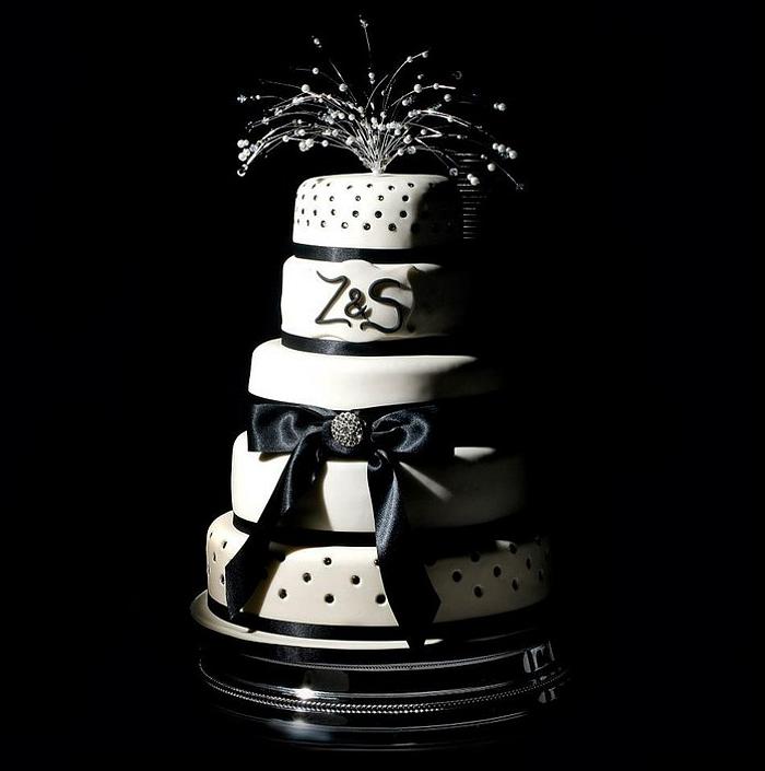 5 Tier Black and Ivory Wedding Cake