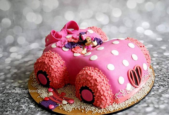 3D minnie mouse car cake
