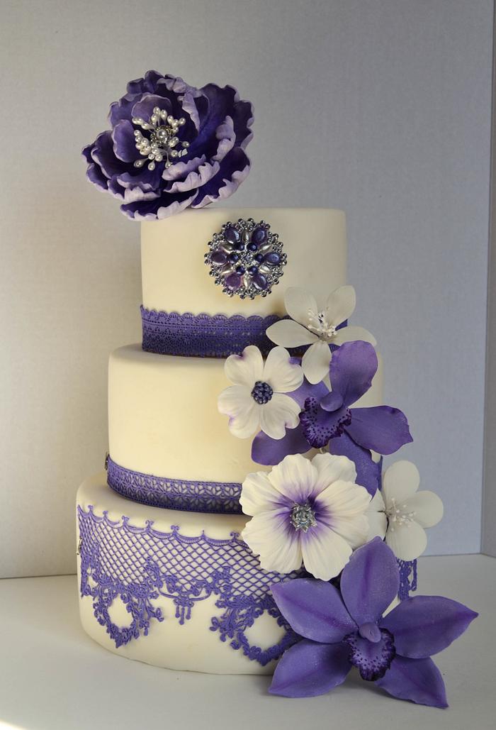 Lavender Purple Peonies Wedding Cake