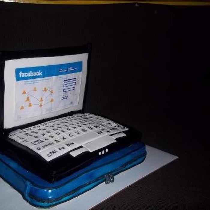 Laptop Case and Laptop Cakes!!