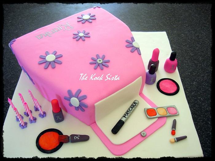 Handbag Cake with edible make up accessories