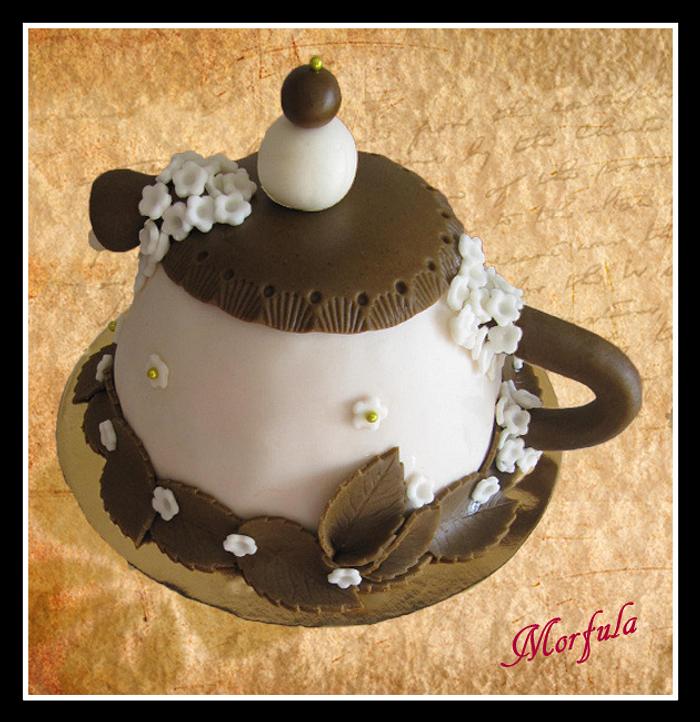 Teapot Cake!