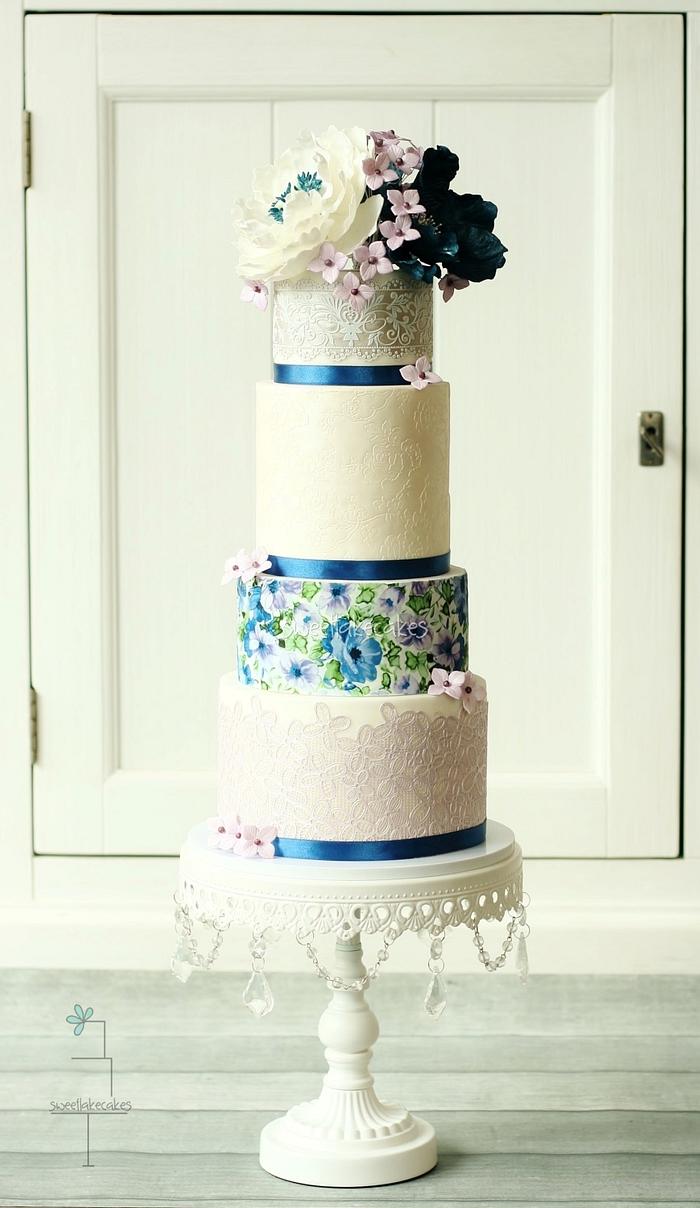 Wedding cake in lilac and blue