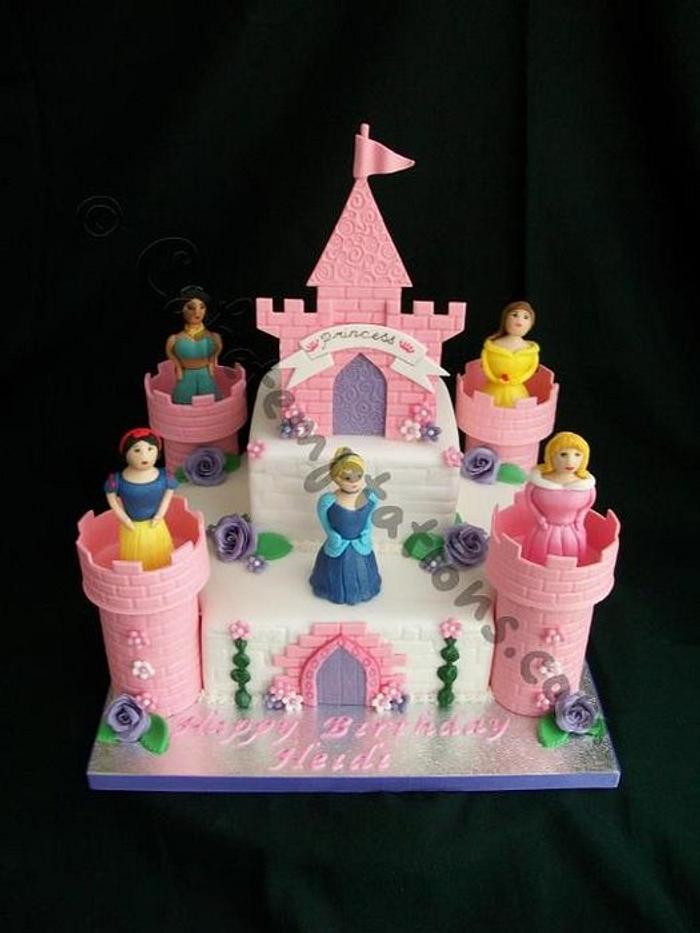 Princess Castle cake - 100% Edible