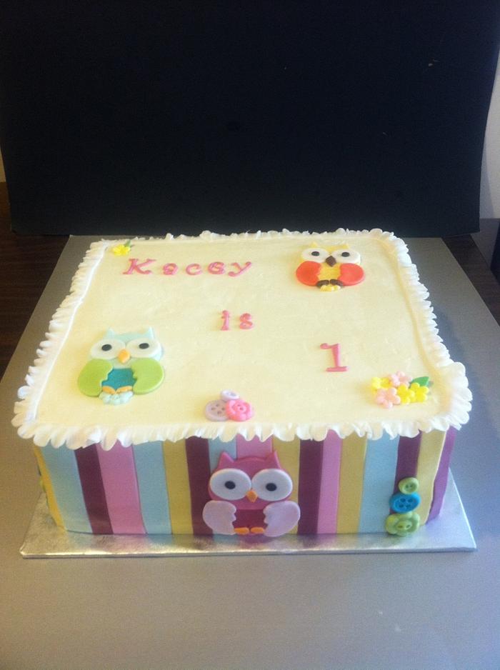 First birthday owl cake