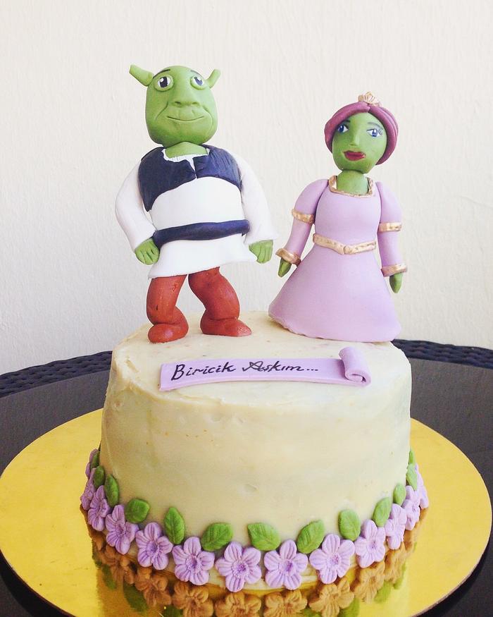 Shrek&Fiona Cake