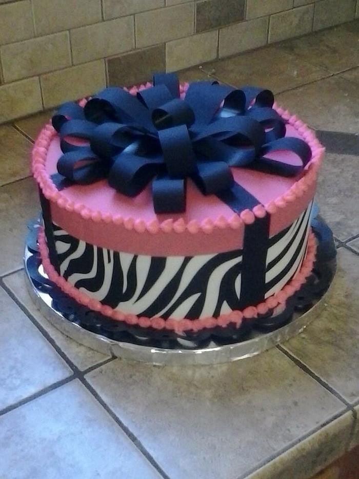 Birthday gift cake