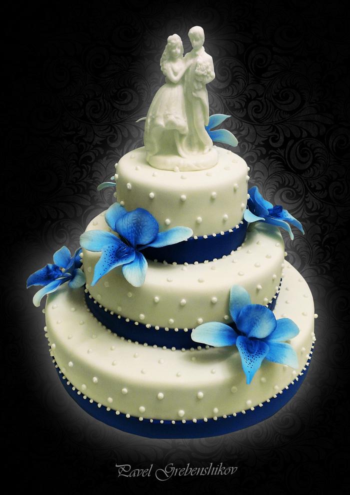 Голубой свадебный торт