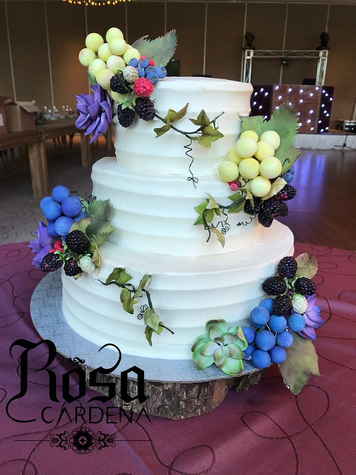 Wedding grapes cake