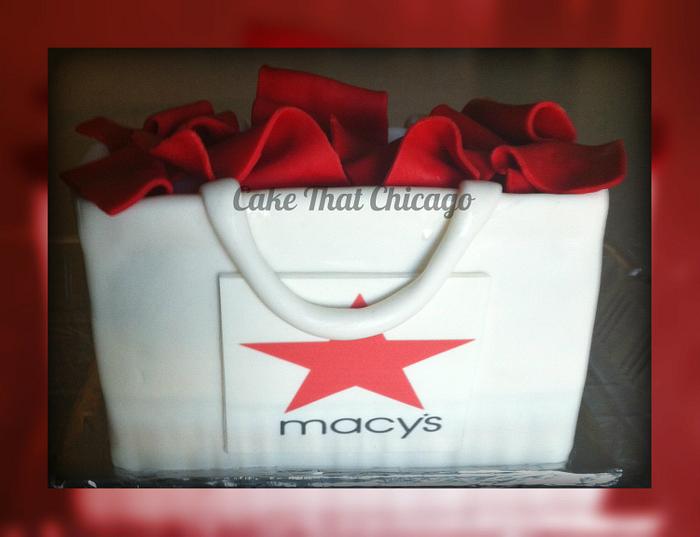 Macy's shopping bag cakelet