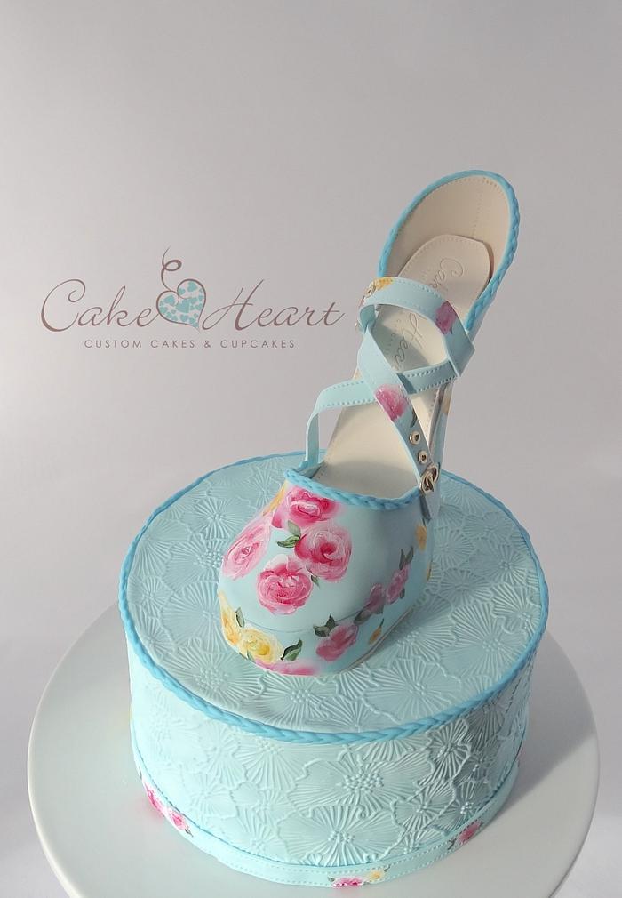 'blue floral mary jane stiletto shoe' Cake Master Magazine ~Issue 21~ June 2014