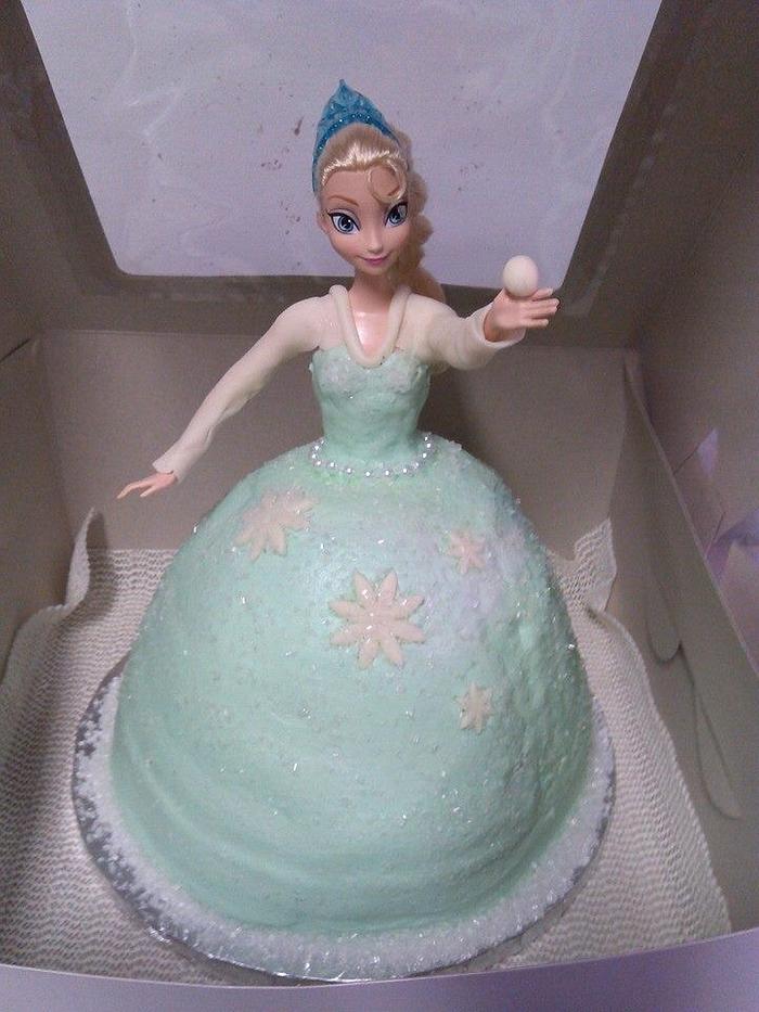 Frozen Elsa cake
