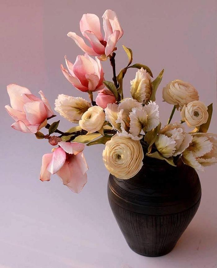 Spring flowers arrangement 