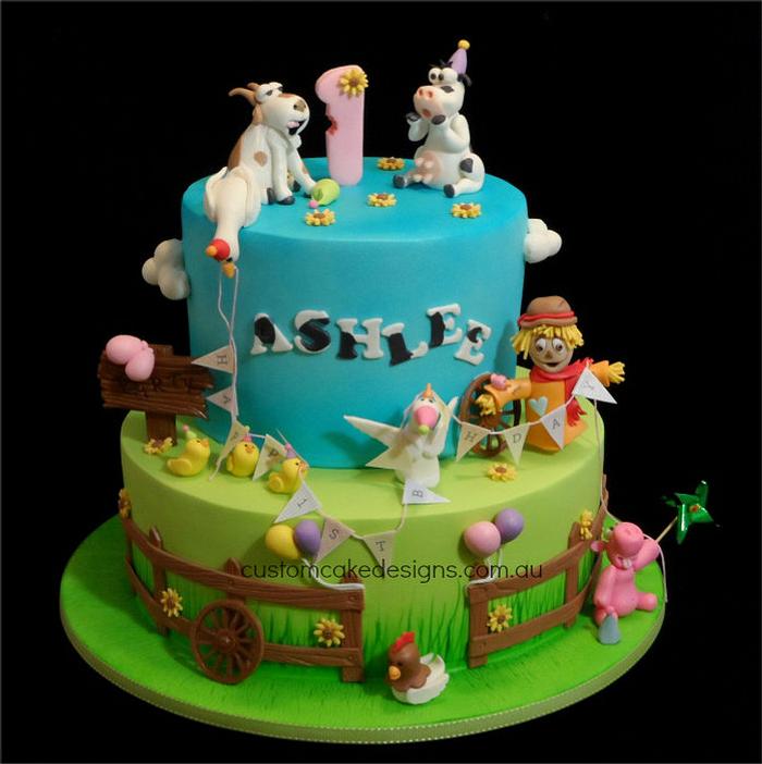 Party Farm Animals Cake