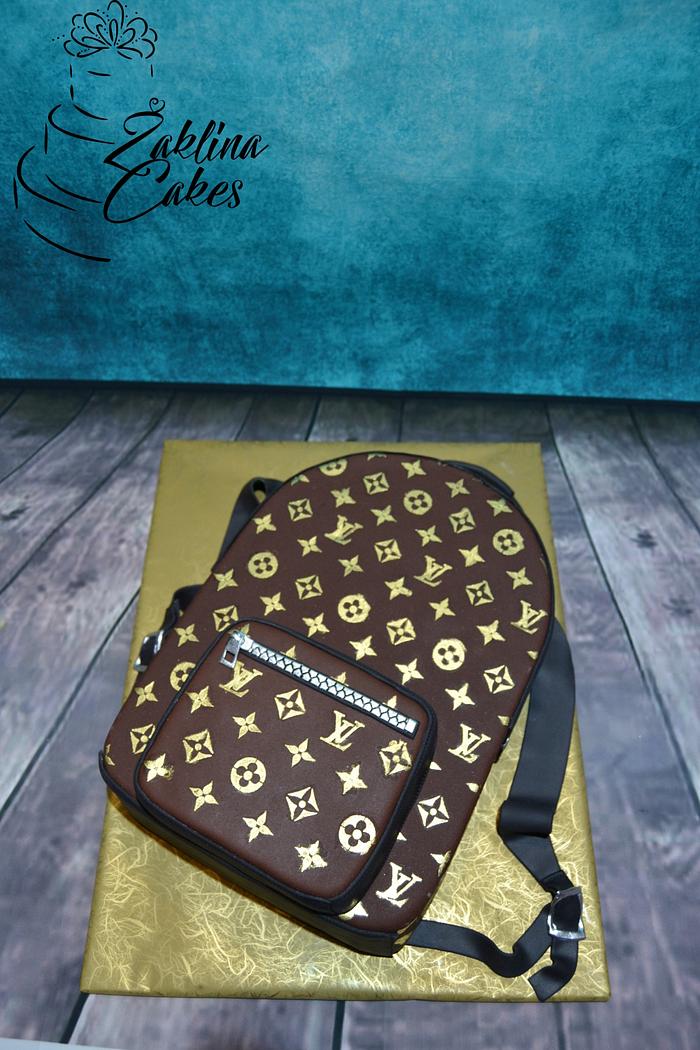 LOUIS VUITTON BACKPACK CAKE