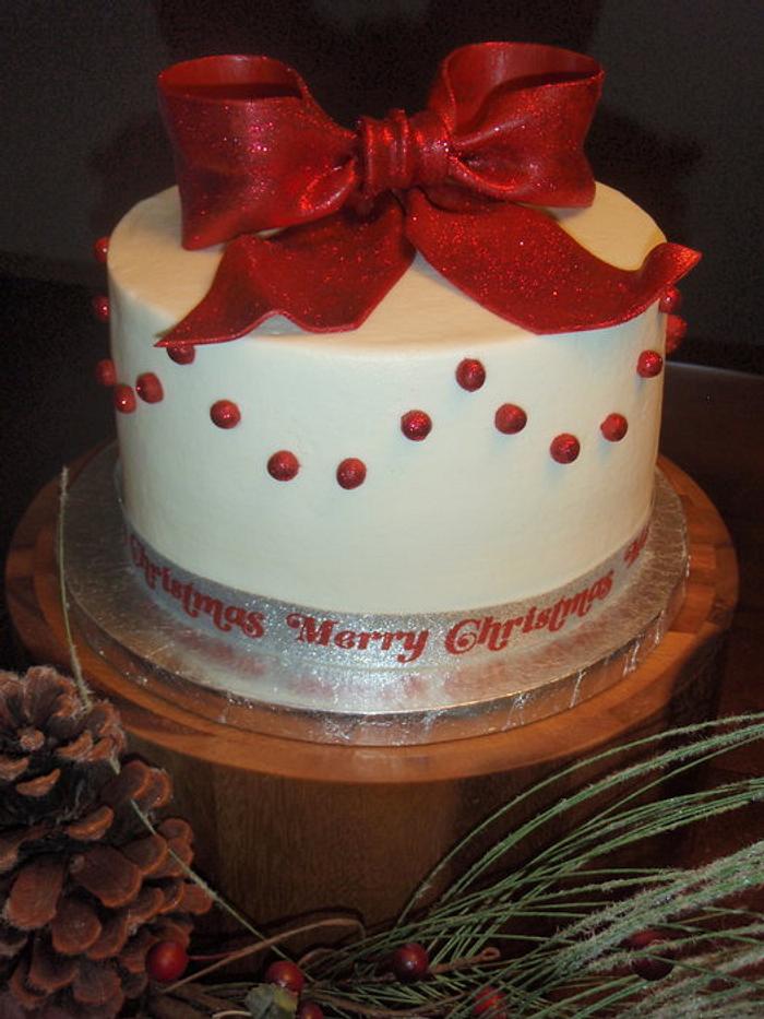 Christmas bow cake