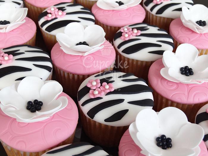 Flowers and Zebra Cupcakes