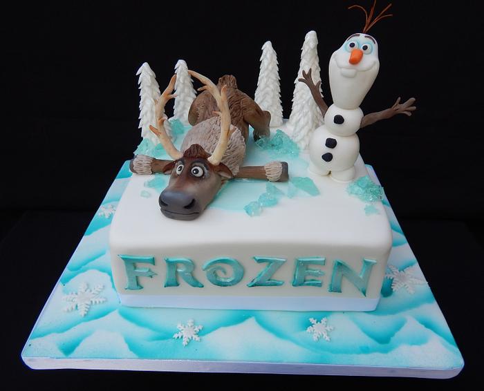Frozen Cake Olaf and Sven