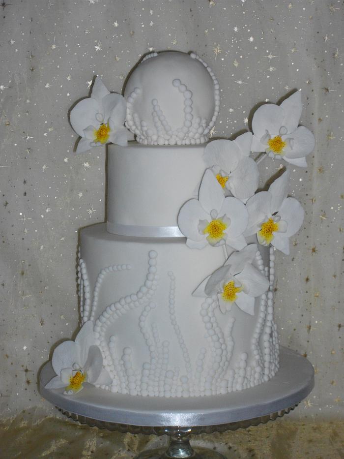 White orchid textured cake