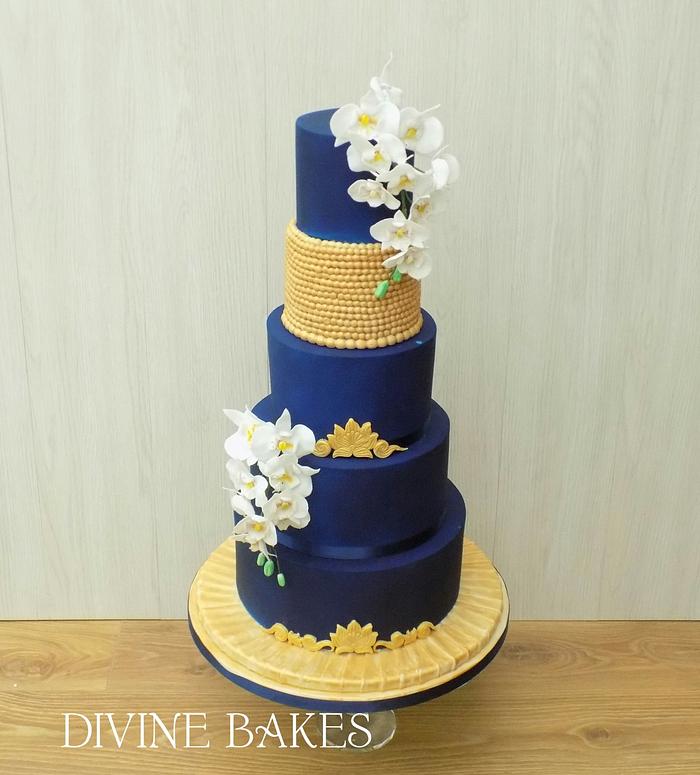 Sapphire wedding cake