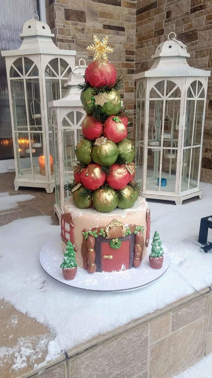 Christmas croquembouch cake