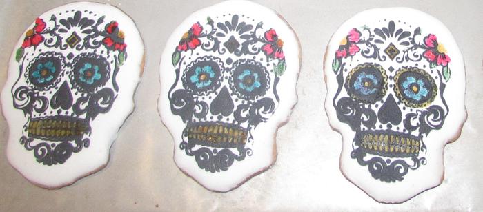 Sugar cookie skulls 