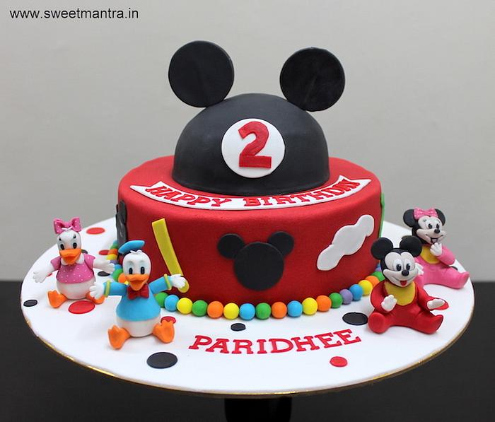 Mickey family tier cake