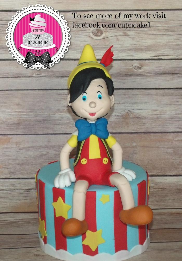 Pinocchio fondant cake topper