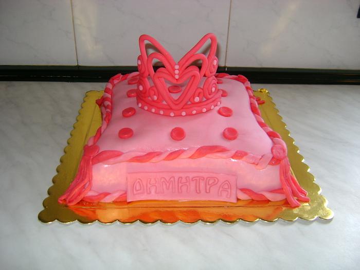 Crown cake