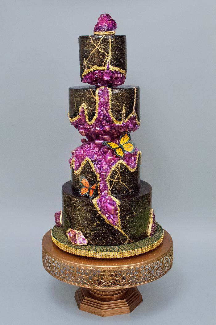 Kinstugi crystal geode wedding cake - Decorated Cake by - CakesDecor