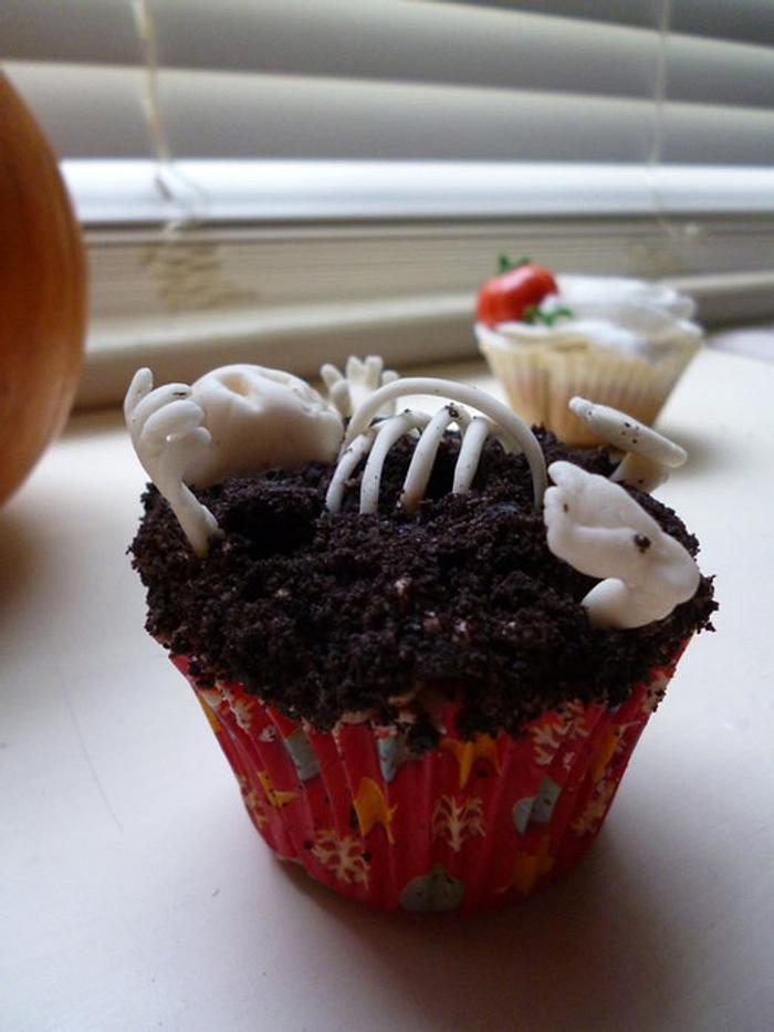 Gluten Free Creepy Skeleton Cupcakes