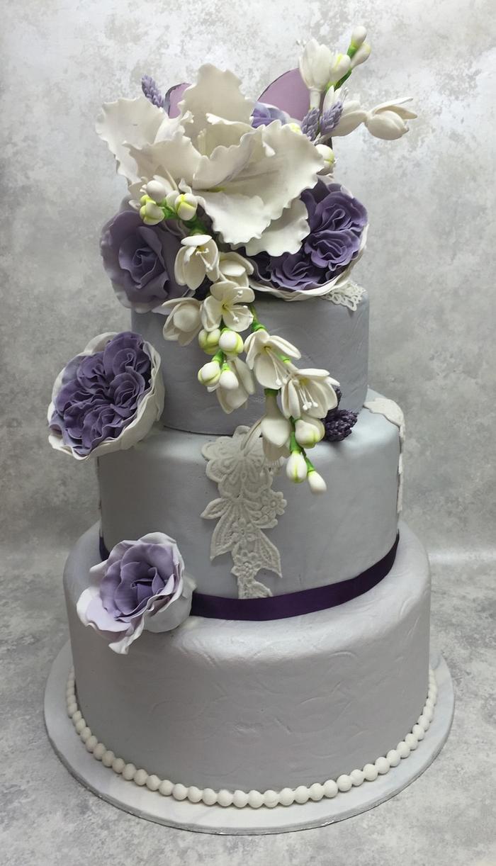 Purple flower cake 