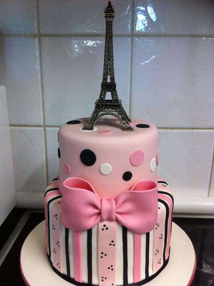 Paris Eiffel Tower Cake