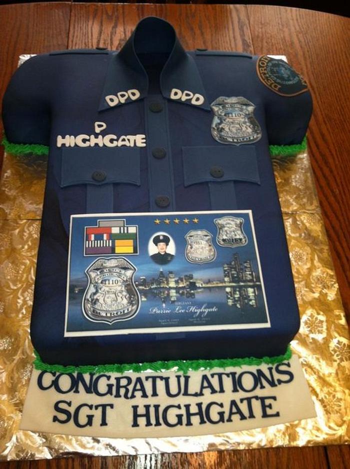 Police shirt cake