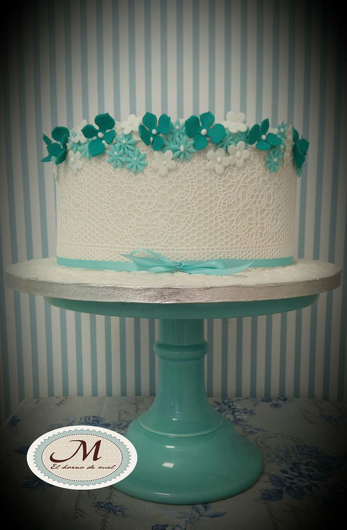 BLUE FLORAL CAKE