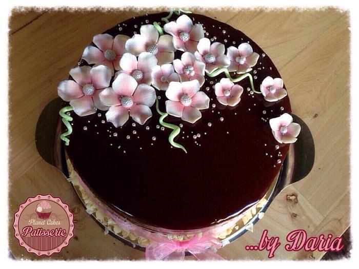 Pink flowers chocolate cake