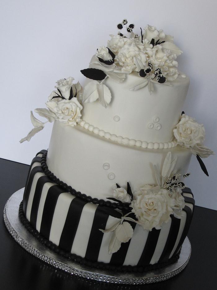 Black-White Wedding Cake