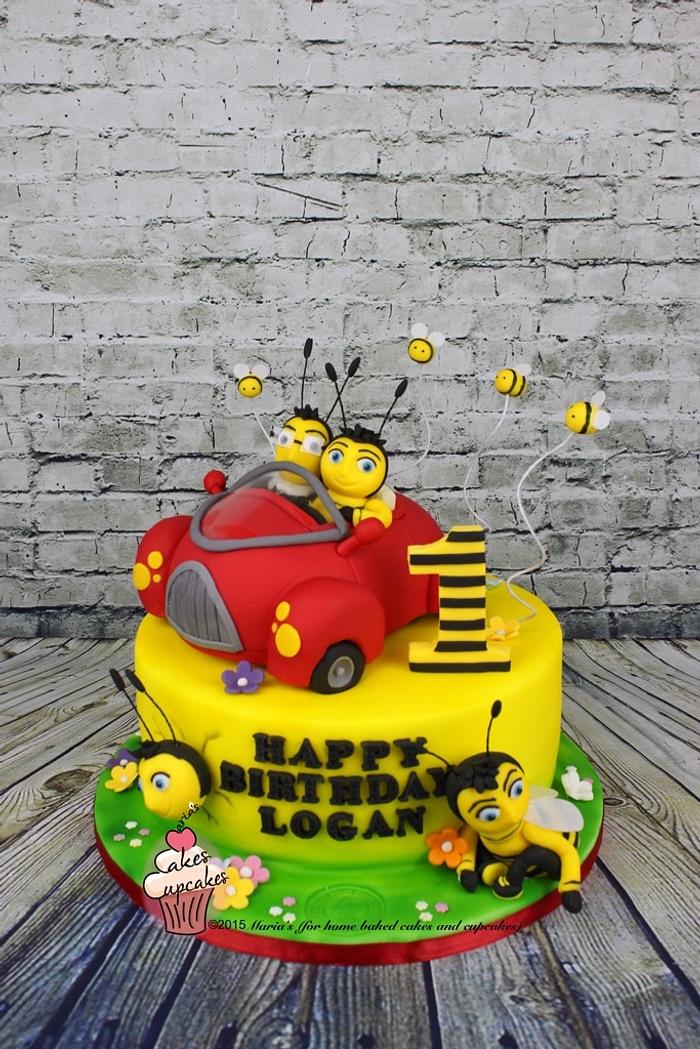 Bee movie cake
