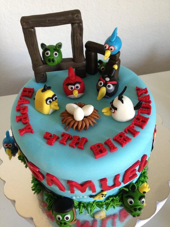 Angry Birds Cake