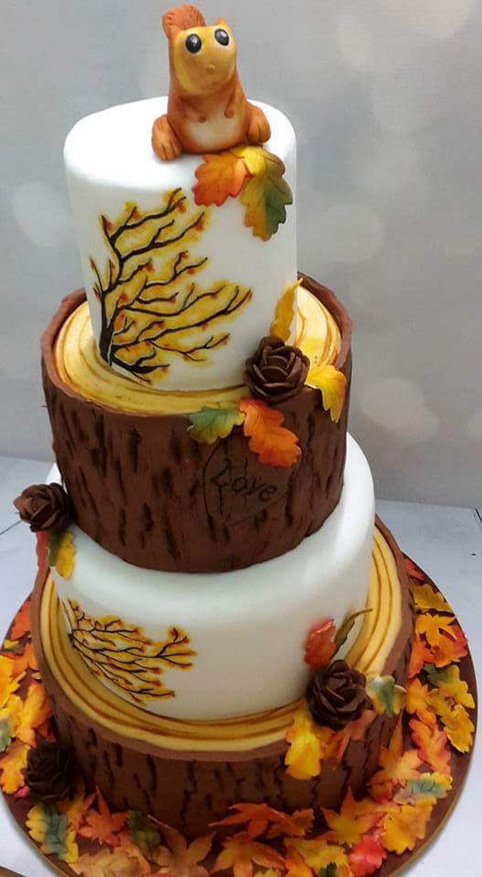 AUTUMN TREE WEDDING CAKE