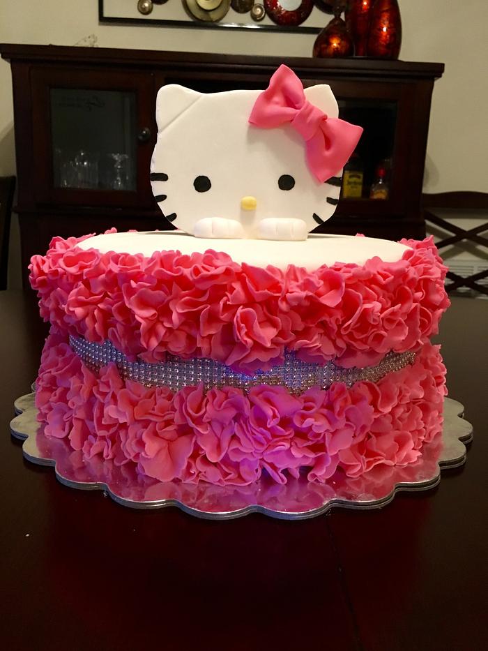 3D Hello Kitty cake