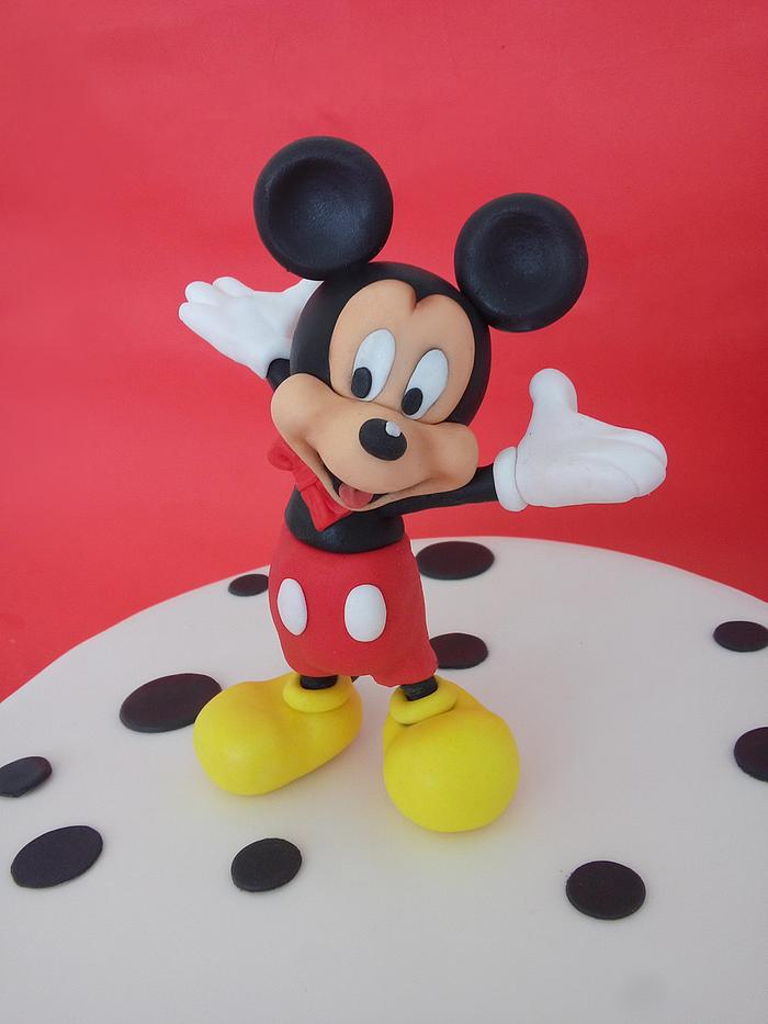 mickey mouse topper