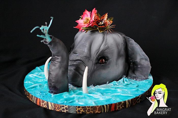 Tropical Elephant Cake 