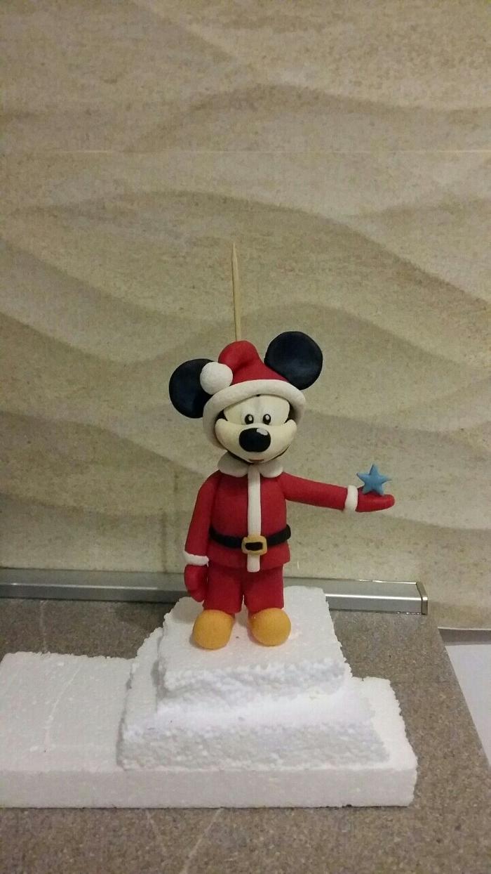 Micky mouse cake topper