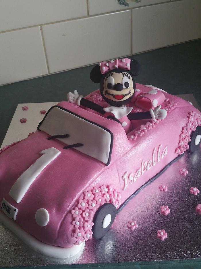 Minnie mouse in car
